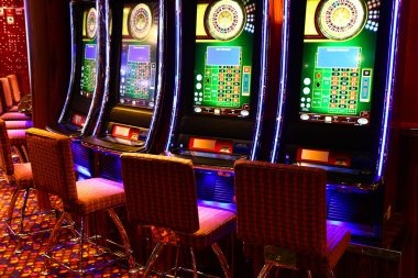 Live dealer at mahkota188 card table with multi-camera studio setup
